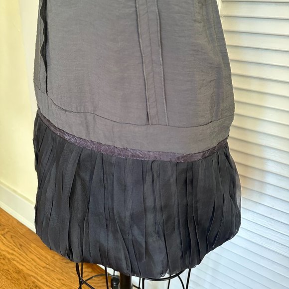 BCBG RUNWAY GREY/BLACK SLEEVELESS MINI DRESS. CORSET LIKE BODICE. SIZE 2. - Picture 5 of 12